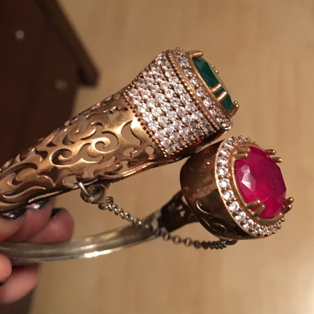 Bundle bracelates